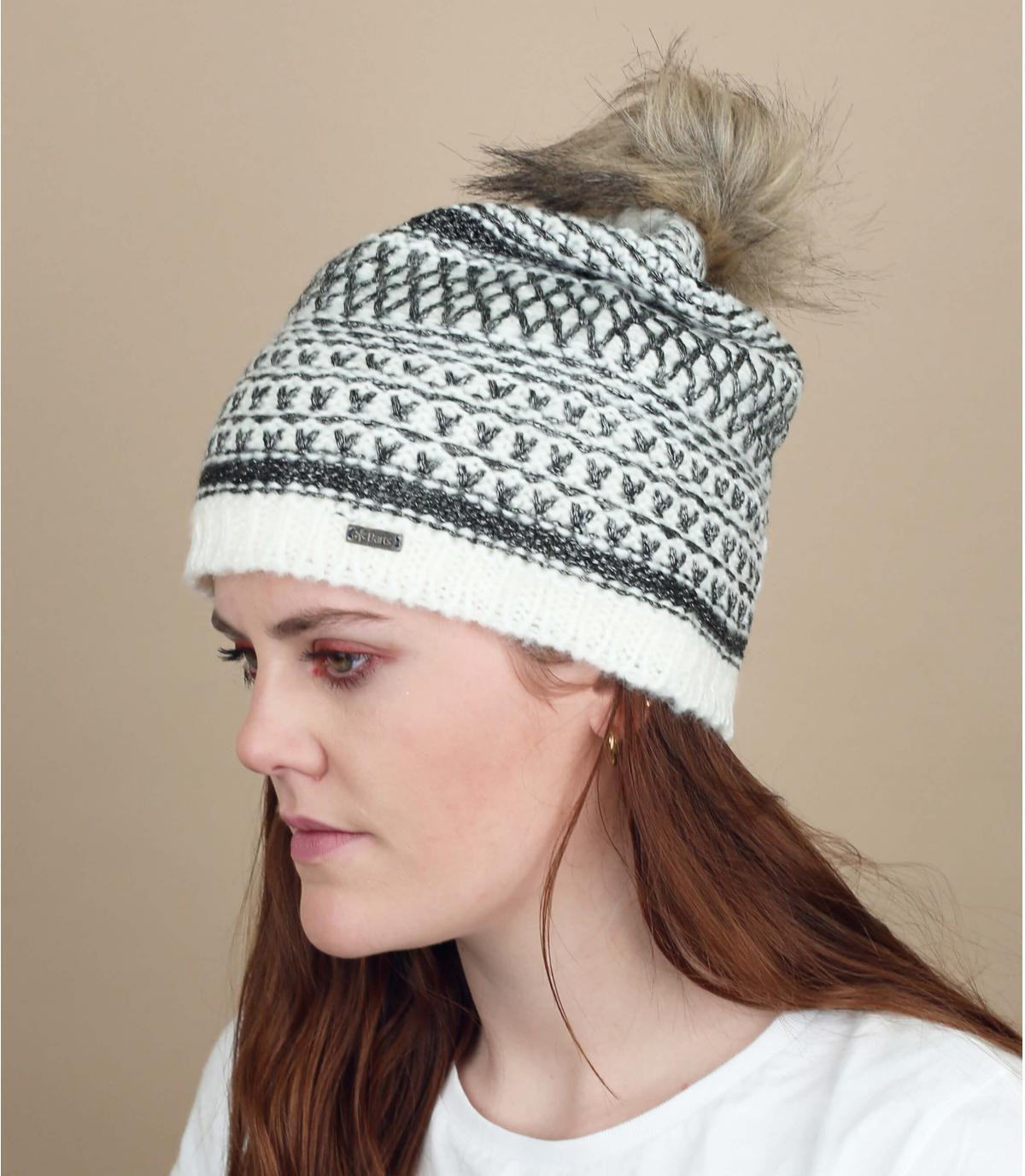 leeswijzer patroon bontmuts Aurora Beanie mascarpone